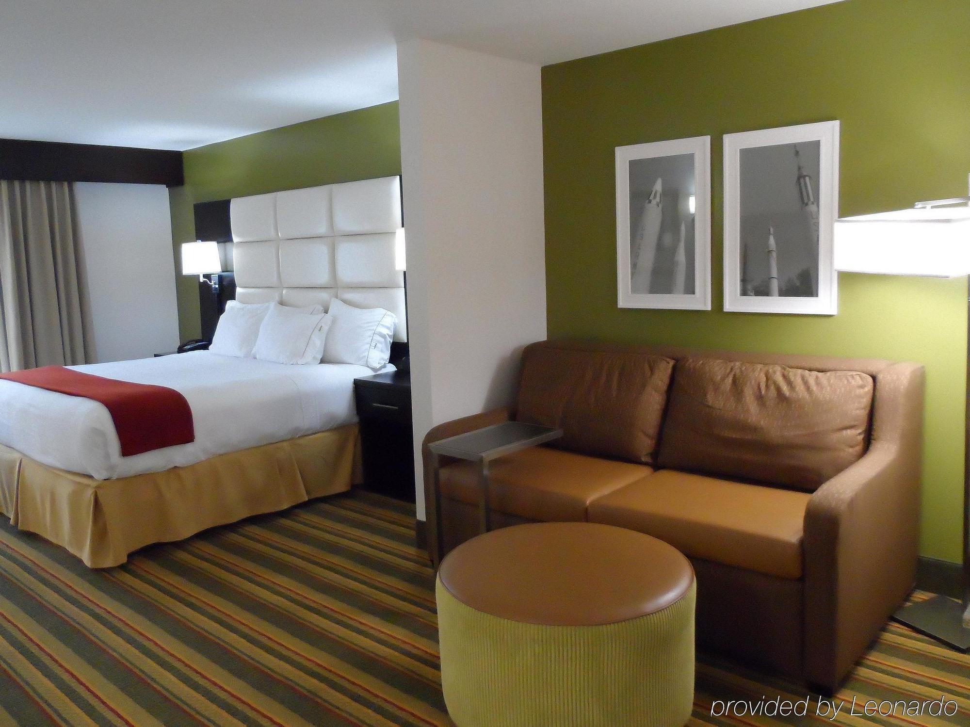 Holiday Inn Express & Suites - Huntsville Airport By Ihg Мадисон Экстерьер фото